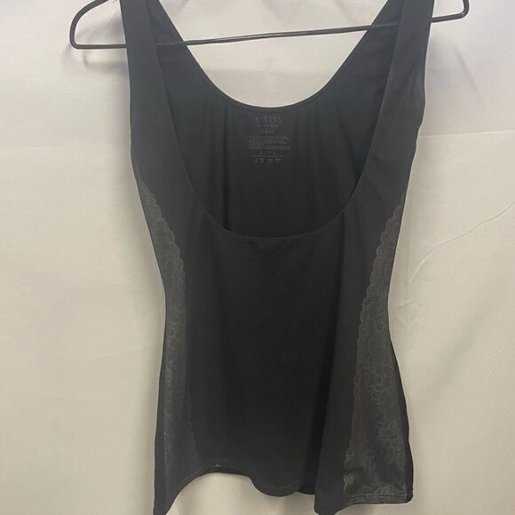 Spanx Compression Shirt - Picture 1 of 4